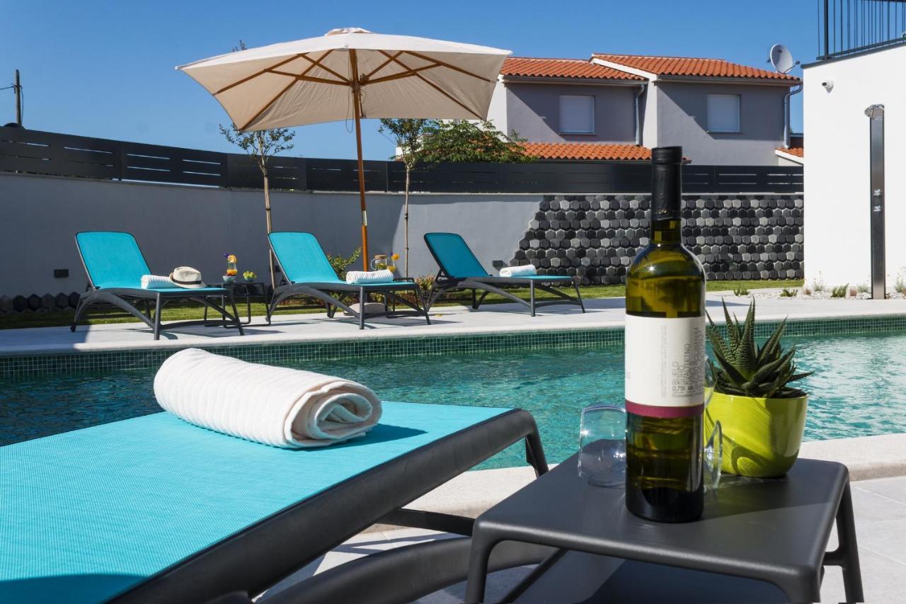 Modern 3-Bedroom Villa With A Private Pool Pula Zewnętrze zdjęcie